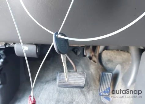 2003 Chevrolet Avalanche 1500 из США, поврежденный, VIN 3GNEK13T23G321069